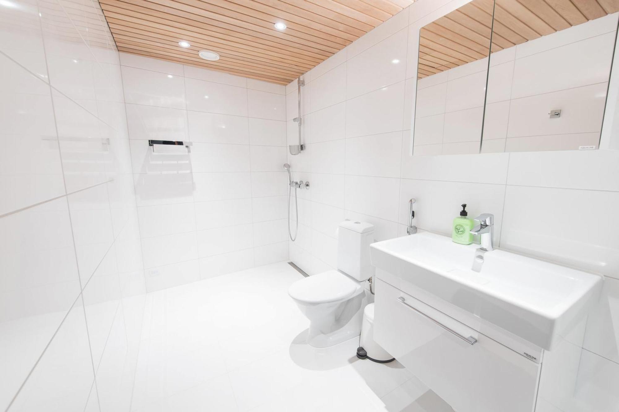 Forenom Serviced Apartments Helsinki Lauttasaari Buitenkant foto